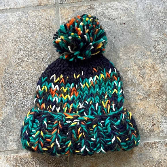 Free People Tide Knit Pom Beanie One Size in Forest Green Combo NWOT main image 9